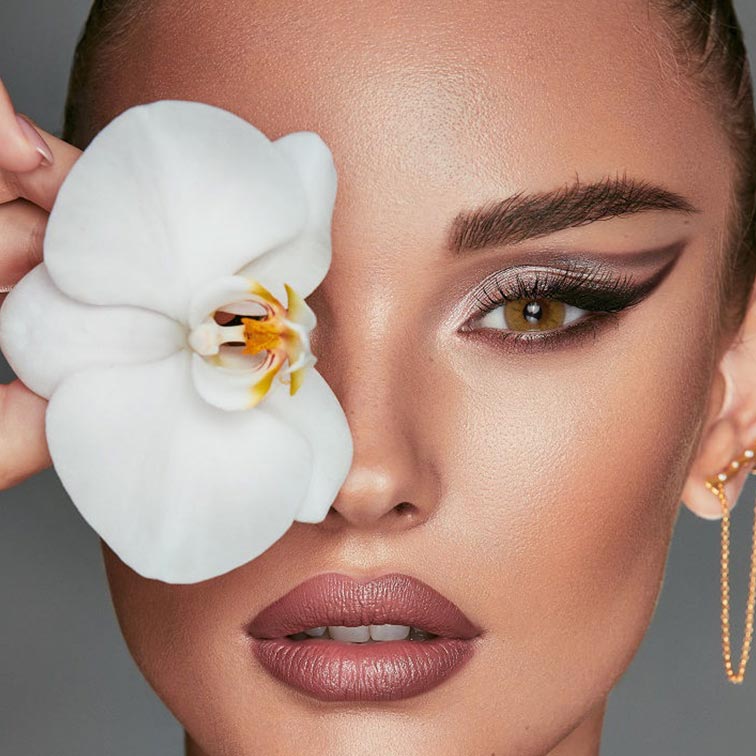 Bella Daily